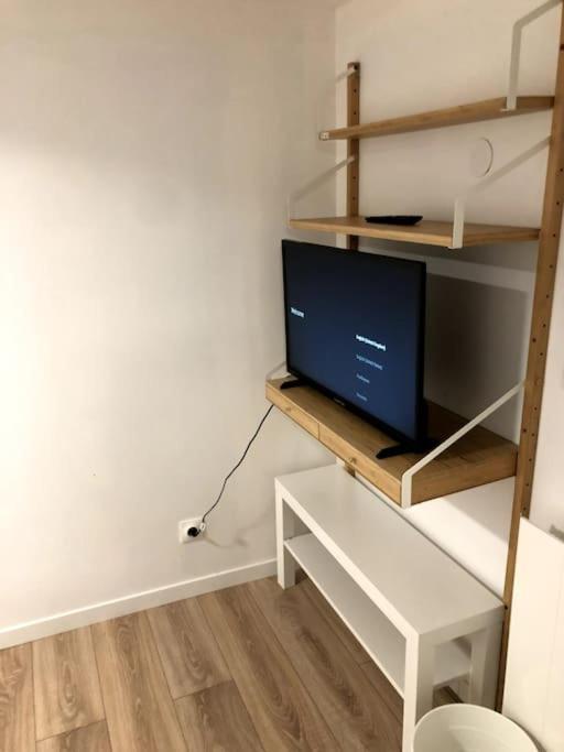 Studio V Proche Ligne 14 Kremlin Bicetre Apartment Arcueil Luaran gambar